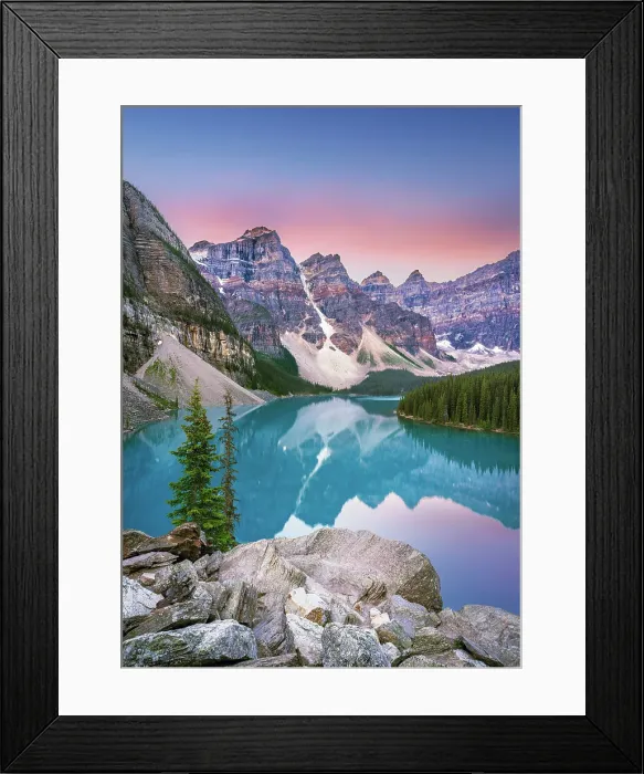 Framed Print : Sunrise at Moraine Lake during summer in Banff National Park, Alberta, Canada Framed Print : Sunrise at Moraine Lake during summer in Banff National Park, Alberta, Canada