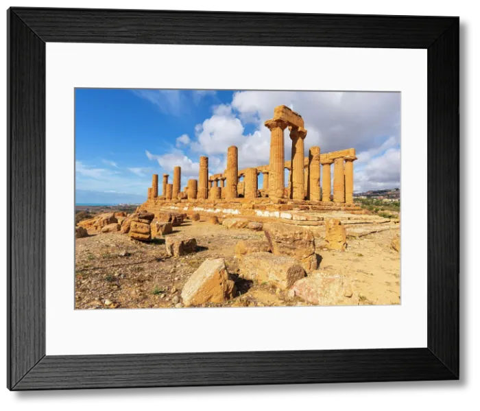 Framed Print : Giunone (Juno) greek temple, Akragas, Temples valley of Agrigento, UNESCO world heritage site, Agrigento, Sicily, South of Italy, Italy, Europe Framed Print : Giunone (Juno) greek temple, Akragas, Temples valley of Agrigento, UNESCO world heritage site, Agrigento, Sicily, South of Italy, Italy, Europe