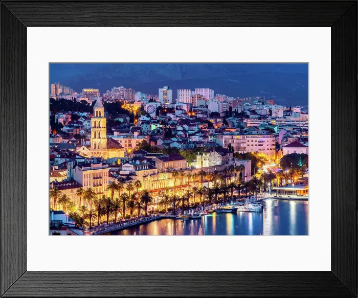 Framed Print : Split, Dalmatien, Riva Sea Promenade, Harbour, City View Croatia Framed Print : Split, Dalmatien, Riva Sea Promenade, Harbour, City View Croatia
