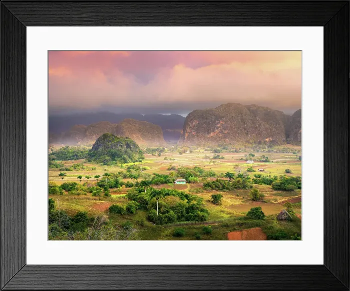 Framed Print : Vinales, Valley of Vinales, Pinar del Rio, Cuba Framed Print : Vinales, Valley of Vinales, Pinar del Rio, Cuba