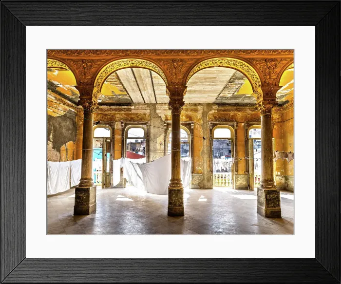 Framed Print : Old Palazzo, Cuba Havana, Cuba Framed Print : Old Palazzo, Cuba Havana, Cuba