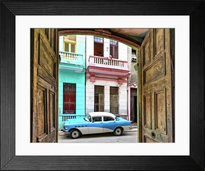 Framed Print : Oldtimer, Old Havana, Havana Vieja, Havana, Cuba Framed Print : Oldtimer, Old Havana, Havana Vieja, Havana, Cuba