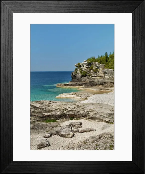 Framed Print : Indian Head Cove on Georgian Bay along the Niagara Escarpment on the Bruce Peninsula, Ontario, Canada Framed Print : Indian Head Cove on Georgian Bay along the Niagara Escarpment on the Bruce Peninsula, Ontario, Canada