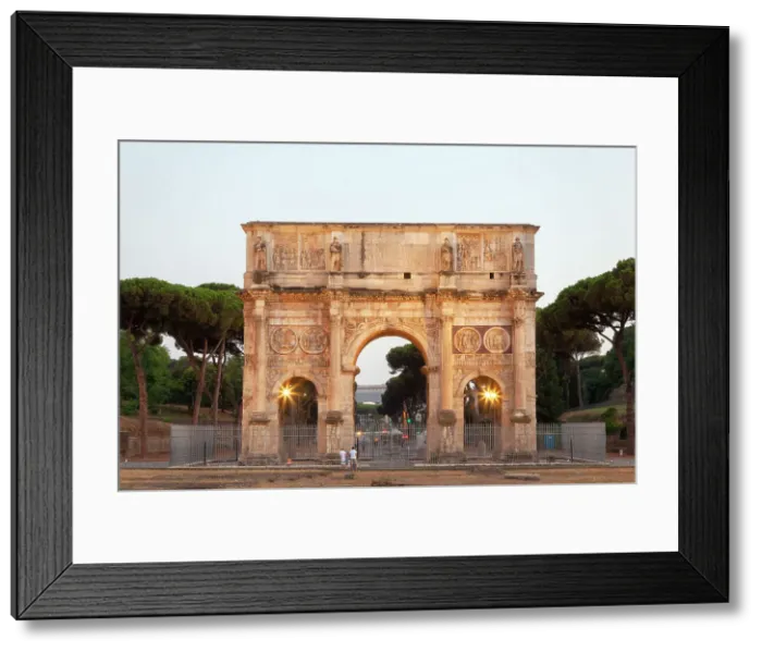 Framed Print : The Arch of Constantine at sunset, Rome, Lazio, Italy Framed Print : The Arch of Constantine at sunset, Rome, Lazio, Italy