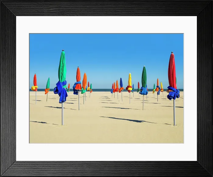 Framed Print : DEAUVILLE, Cote Fleurie, Calvados Normany, France Framed Print : DEAUVILLE, Cote Fleurie, Calvados Normany, France