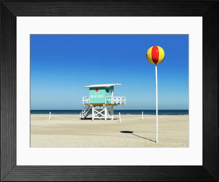 Framed Print : DEAUVILLE, Cote Fleurie, Calvados Normany, France Framed Print : DEAUVILLE, Cote Fleurie, Calvados Normany, France