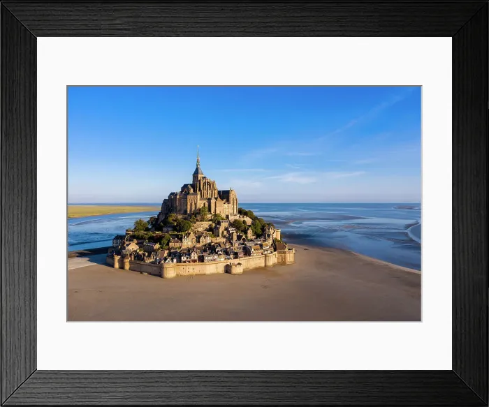 Framed Print : Mont Saint Michel, Manche, Normandy, France Framed Print : Mont Saint Michel, Manche, Normandy, France
