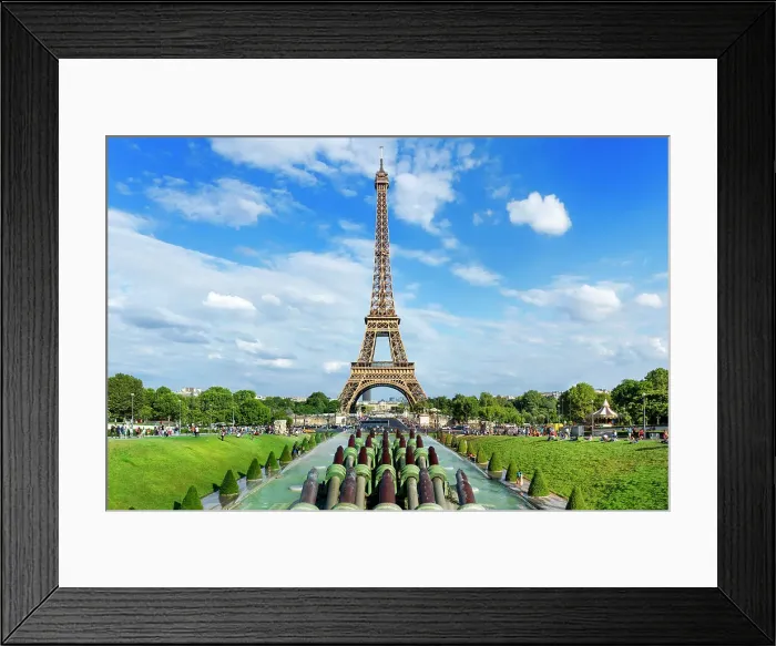Framed Print : Eiffel Tower, Trocadero Fountains, Invalides, Paris, Ile de France, France Framed Print : Eiffel Tower, Trocadero Fountains, Invalides, Paris, Ile de France, France