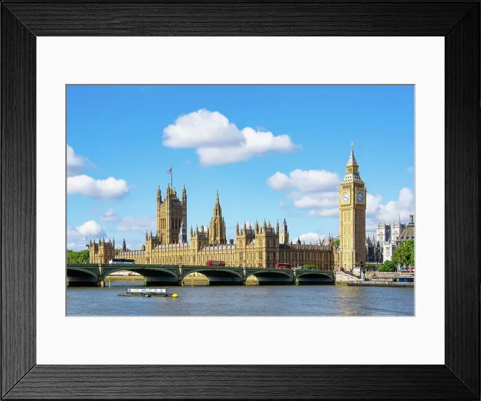 Framed Print : View towards the Palace of Westminster (Houses of Parliament), London, England Framed Print : View towards the Palace of Westminster (Houses of Parliament), London, England