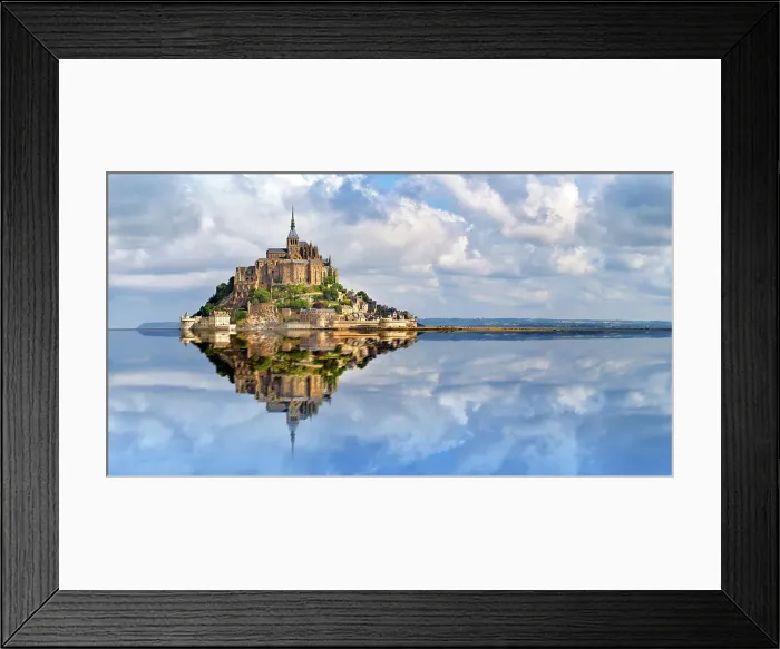 Framed Print : Mont Saint Michel, Manche, Normandy, France Framed Print : Mont Saint Michel, Manche, Normandy, France