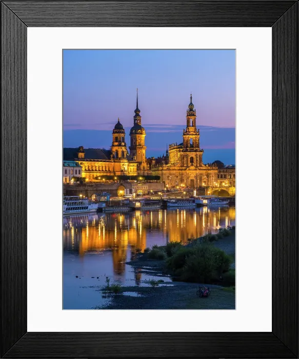 Framed Print : View across the Elbe river to the Old Town & Residenzschloss (Dresden Castle), Dresden, Saxony, Germany Framed Print : View across the Elbe river to the Old Town & Residenzschloss (Dresden Castle), Dresden, Saxony, Germany