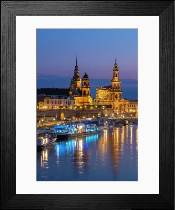 Framed Print : View across the Elbe river to the Old Town & Residenzschloss (Dresden Castle), Dresden, Saxony, Germany Framed Print : View across the Elbe river to the Old Town & Residenzschloss (Dresden Castle), Dresden, Saxony, Germany