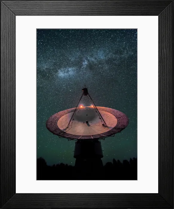 Framed Print : The Algonquin Radio Observatory and the starry night sky in Algonquin Provincial Park, Ontario, Canada