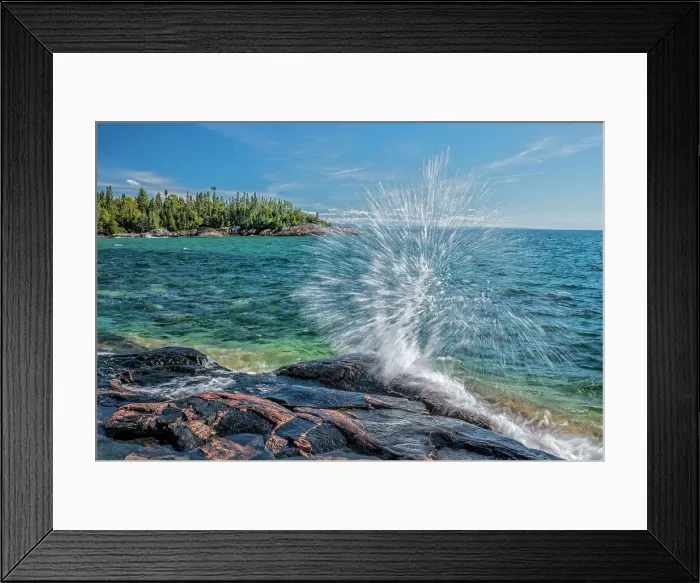 Framed Print : Small wave crashing against the shoreline of Lake Superior in Lake Superior Provincial Park, Ontario, Canada Framed Print : Small wave crashing against the shoreline of Lake Superior in Lake Superior Provincial Park, Ontario, Canada