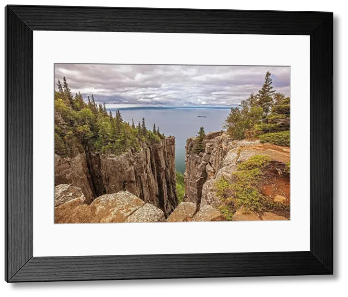 Framed Print : Top of the Giant Trail on Lake Superior, Sleeping Giant Provincial Park, Ontario, Canada Framed Print : Top of the Giant Trail on Lake Superior, Sleeping Giant Provincial Park, Ontario, Canada