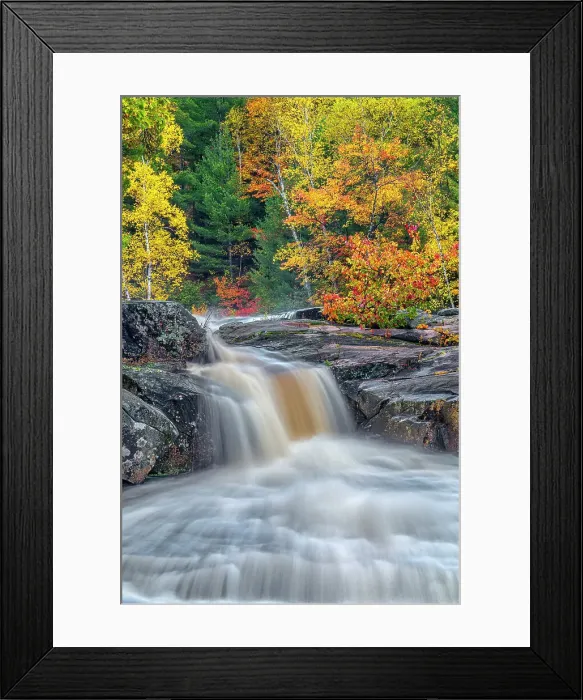 Framed Print : Autumn Colour at Lower Rosseau Falls on the Rosseau River in Muskoka, Ontario, Canada Framed Print : Autumn Colour at Lower Rosseau Falls on the Rosseau River in Muskoka, Ontario, Canada
