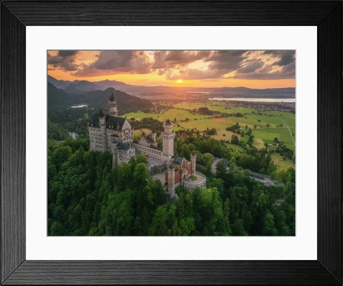 Framed Print : Neuschwanstein Castle, Fussen, Bavaria, Germany Framed Print : Neuschwanstein Castle, Fussen, Bavaria, Germany