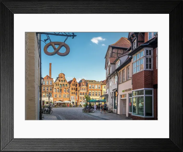 Framed Print : Historic square Am Sande in the old town, Luneburg, Lower Saxony, Germany Framed Print : Historic square Am Sande in the old town, Luneburg, Lower Saxony, Germany