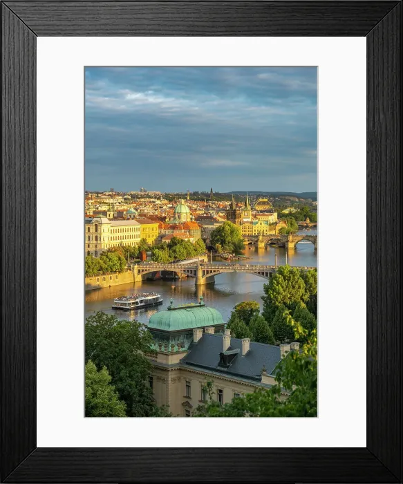 Framed Print : View over Vltava river, Prague, Czech Republic Framed Print : View over Vltava river, Prague, Czech Republic