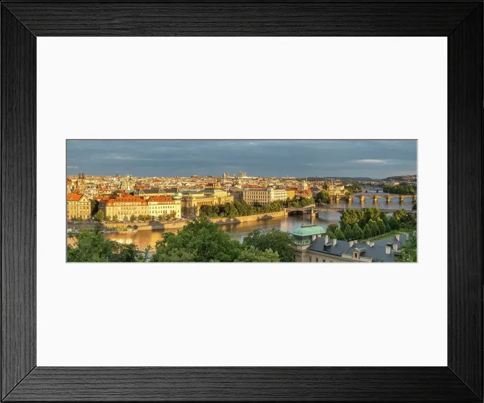 Framed Print : View over Vltava river, Prague, Czech Republic Framed Print : View over Vltava river, Prague, Czech Republic