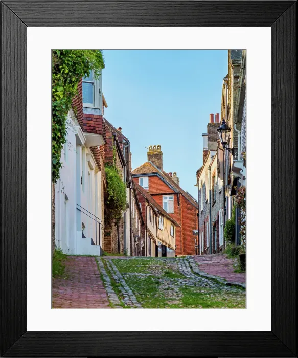 Framed Print : Keere Street, Lewes, East Sussex, England, United Kingdom Framed Print : Keere Street, Lewes, East Sussex, England, United Kingdom