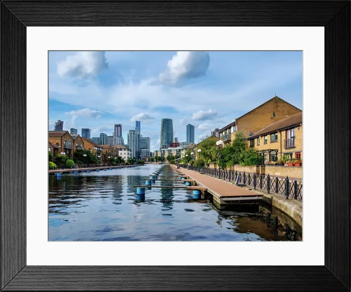 Framed Print : Clippers Quay, Isle of Dogs, London, England, United Kingdom Framed Print : Clippers Quay, Isle of Dogs, London, England, United Kingdom