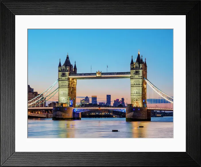 Framed Print : Tower Bridge at dawn, London, England, United Kingdom Framed Print : Tower Bridge at dawn, London, England, United Kingdom