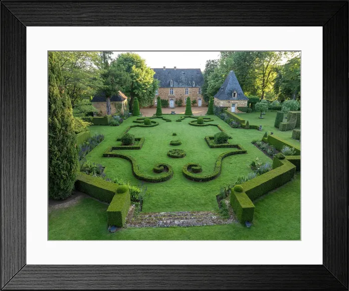 Framed Print : Aerial view of Eyrignac manor house & gardens, Dordogne, Nouvelle Aquitaine, France Framed Print : Aerial view of Eyrignac manor house & gardens, Dordogne, Nouvelle Aquitaine, France