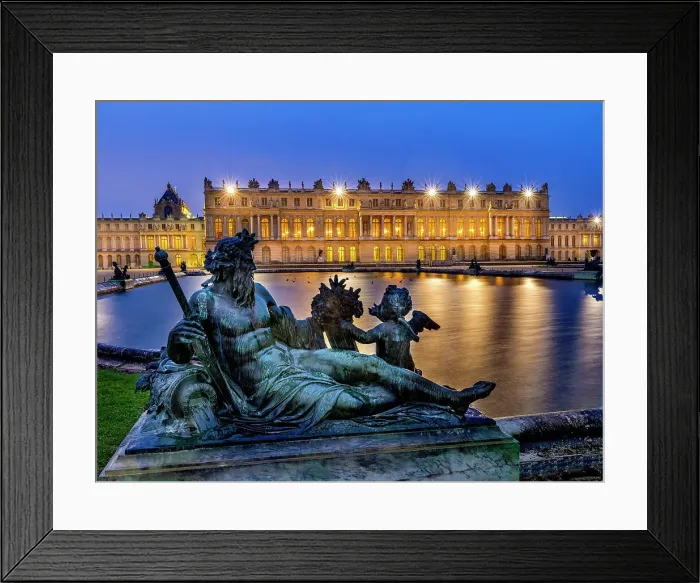 Framed Print : Chateau Versailles at night illuminated Versailles, France Framed Print : Chateau Versailles at night illuminated Versailles, France