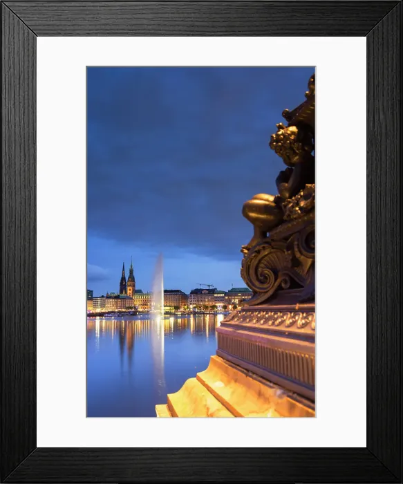 Framed Print : Binnenalster at dusk, Hamburg, Germany Framed Print : Binnenalster at dusk, Hamburg, Germany