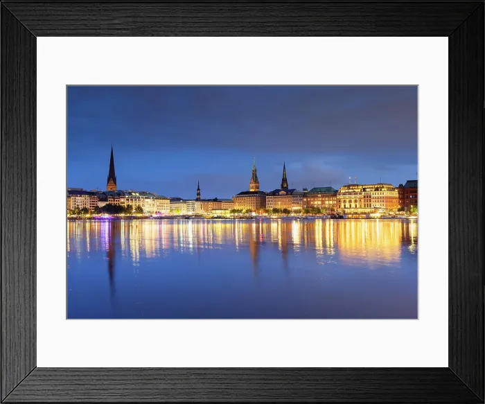 Framed Print : Binnenalster at dusk, Hamburg, Germany Framed Print : Binnenalster at dusk, Hamburg, Germany
