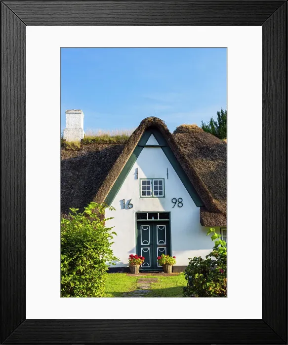 Framed Print : Traditional thatched house, Keitum, Sylt, Schleswig Holstein, Germany Framed Print : Traditional thatched house, Keitum, Sylt, Schleswig Holstein, Germany