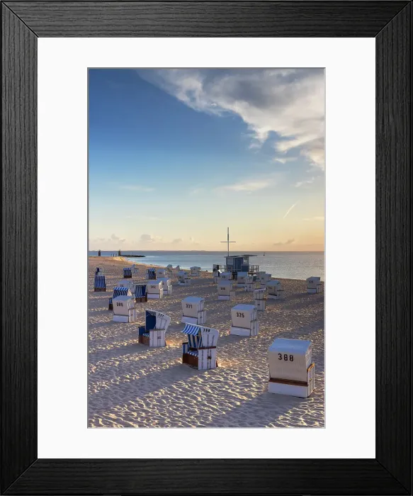 Framed Print : Deckchairs on Hornum beach at sunrise, Sylt, Schleswig Holstein, Germany Framed Print : Deckchairs on Hornum beach at sunrise, Sylt, Schleswig Holstein, Germany