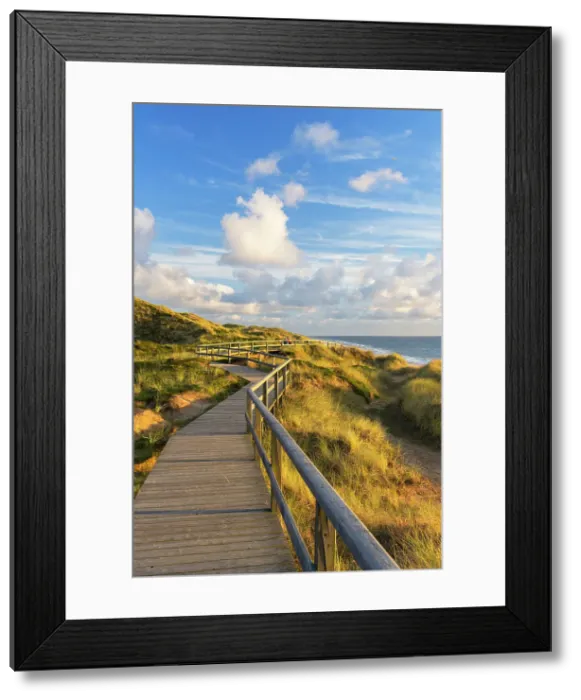 Framed Print : Walkway on Red Cliffs (Rotes Kliff), Kampen, Sylt, Schleswig Holstein, Germany Framed Print : Walkway on Red Cliffs (Rotes Kliff), Kampen, Sylt, Schleswig Holstein, Germany