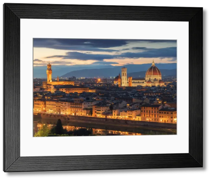 Framed Print : The Santa Maria del Fiore cathedral and Palazzo Vecchio at twilight from Piazzale Michelangelo. Firenze, Italy Framed Print : The Santa Maria del Fiore cathedral and Palazzo Vecchio at twilight from Piazzale Michelangelo. Firenze, Italy