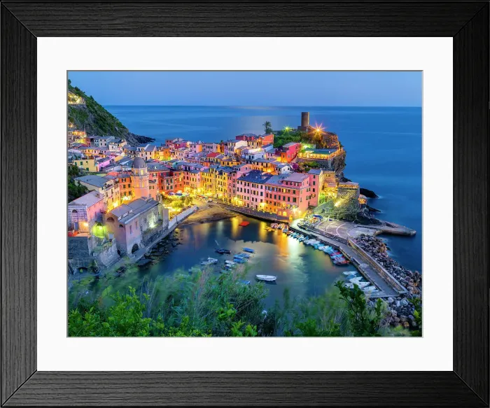Framed Print : Vernazza, Cinque Terre, Parco Nazionale delle Cinque Terre, Italian Riviera, Liguria, Italy UNESCO Heritage Site Framed Print : Vernazza, Cinque Terre, Parco Nazionale delle Cinque Terre, Italian Riviera, Liguria, Italy UNESCO Heritage Site