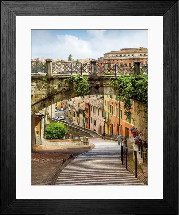 Framed Print : Via dell Acquedotto, Perugia, Umbria, Central Italy Framed Print : Via dell Acquedotto, Perugia, Umbria, Central Italy