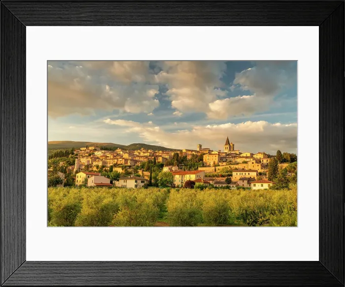 Framed Print : Evening Light on Spello, Umbria, Italy Framed Print : Evening Light on Spello, Umbria, Italy
