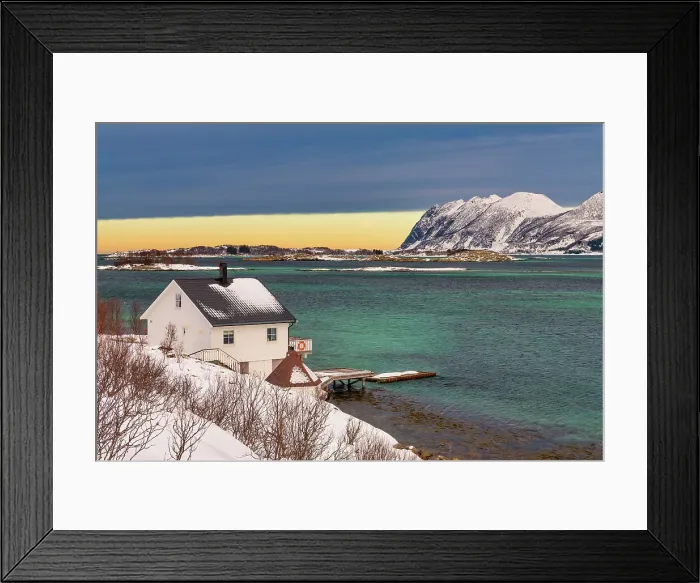 Framed Print : House overlooking Lavollsfjorden in Winter, Senja, Norway Framed Print : House overlooking Lavollsfjorden in Winter, Senja, Norway