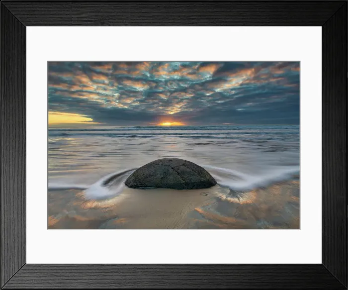 Framed Print : Moeraki Boulders at Sunrise, Hampden, South Island, New Zealand Framed Print : Moeraki Boulders at Sunrise, Hampden, South Island, New Zealand