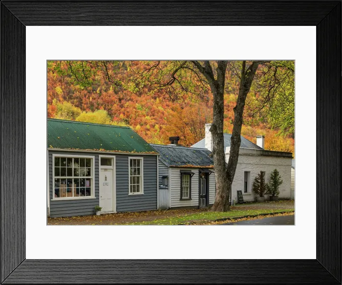 Framed Print : Traditiional Buildings in Autumn, Arrowtown, South Island, New Zealand