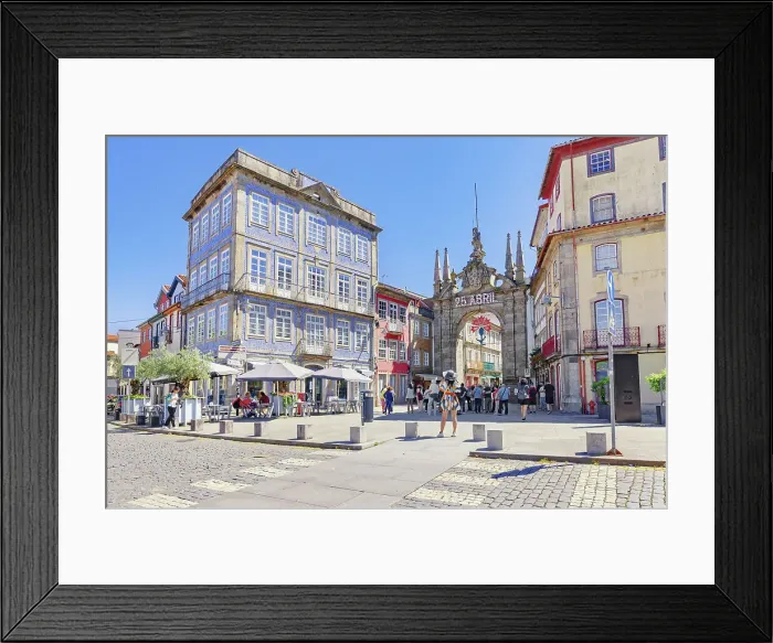 Framed Print : Arch of the New Gate (Arco da Porta Nova), Braga, Minho Province, Portugal Framed Print : Arch of the New Gate (Arco da Porta Nova), Braga, Minho Province, Portugal