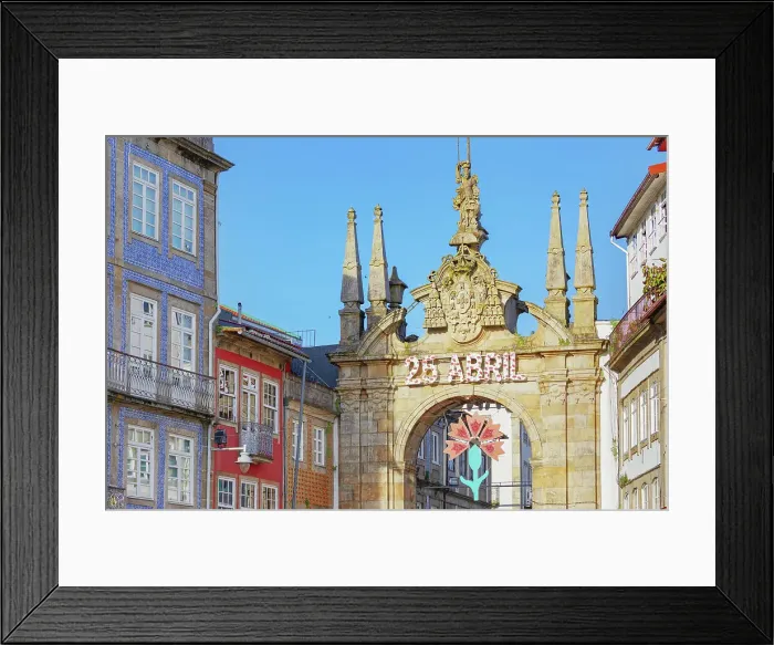 Framed Print : Arch of the New Gate (Arco da Porta Nova), Braga, Minho Province, Portugal