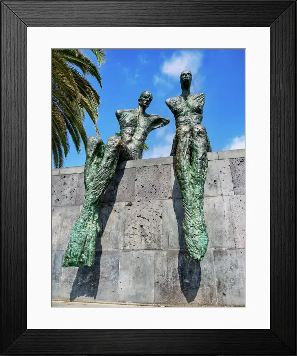 Framed Print : La Parella, The Couple by Lautaro Diaz Silva, Barcelona, Catalonia, Spain Framed Print : La Parella, The Couple by Lautaro Diaz Silva, Barcelona, Catalonia, Spain