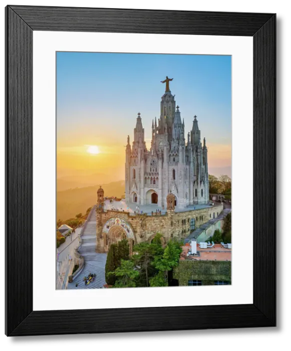Framed Print : Temple Expiatori del Sagrat Cor at sunset, elevated view, Mount Tibidabo, Barcelona, Catalonia, Spain Framed Print : Temple Expiatori del Sagrat Cor at sunset, elevated view, Mount Tibidabo, Barcelona, Catalonia, Spain