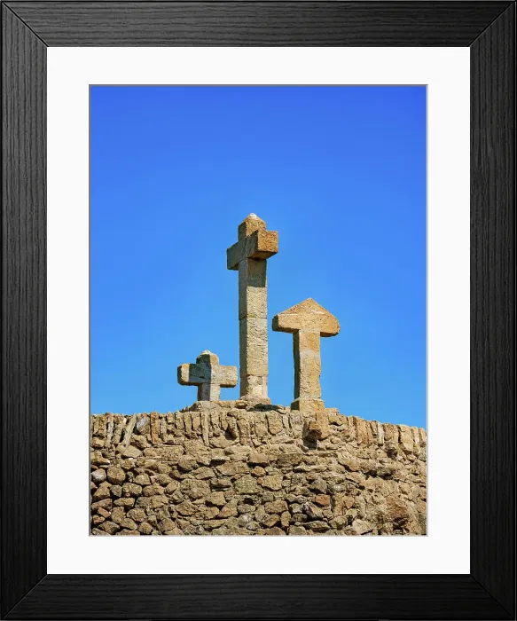 Framed Print : Turo de les Tres Creus, Park Guell, Barcelona, Catalonia, Spain Framed Print : Turo de les Tres Creus, Park Guell, Barcelona, Catalonia, Spain