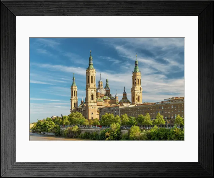 Framed Print : Basilica de Nuestra Senora del Pilar Church, Zaragoza, Aragon, Spain Framed Print : Basilica de Nuestra Senora del Pilar Church, Zaragoza, Aragon, Spain