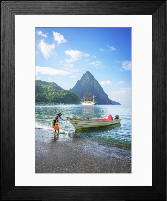 Framed Print : Palmtrees at Soufriere Beach Park and bay at sunset Soufriere, Saint Lucia
