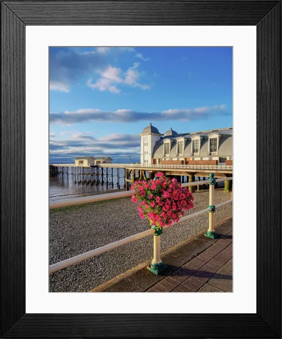 Framed Print : Penarth Pier, Penarth, Wales, United Kingdom Framed Print : Penarth Pier, Penarth, Wales, United Kingdom