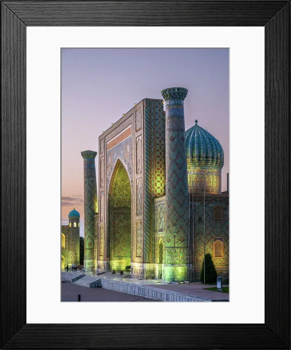Framed Print : Sher-Dor Madrasa, Registan, Samarkand, Uzbekistan Framed Print : Sher-Dor Madrasa, Registan, Samarkand, Uzbekistan